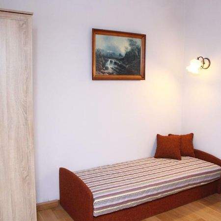 Apartament Antykwa Torun Bagian luar foto