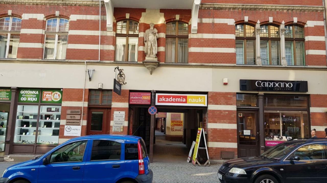 Apartament Antykwa Torun Bagian luar foto