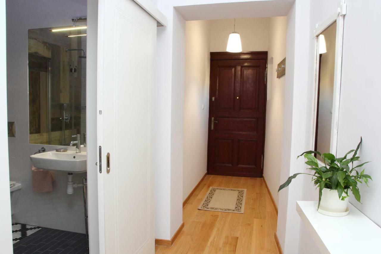 Apartament Antykwa Torun Bagian luar foto
