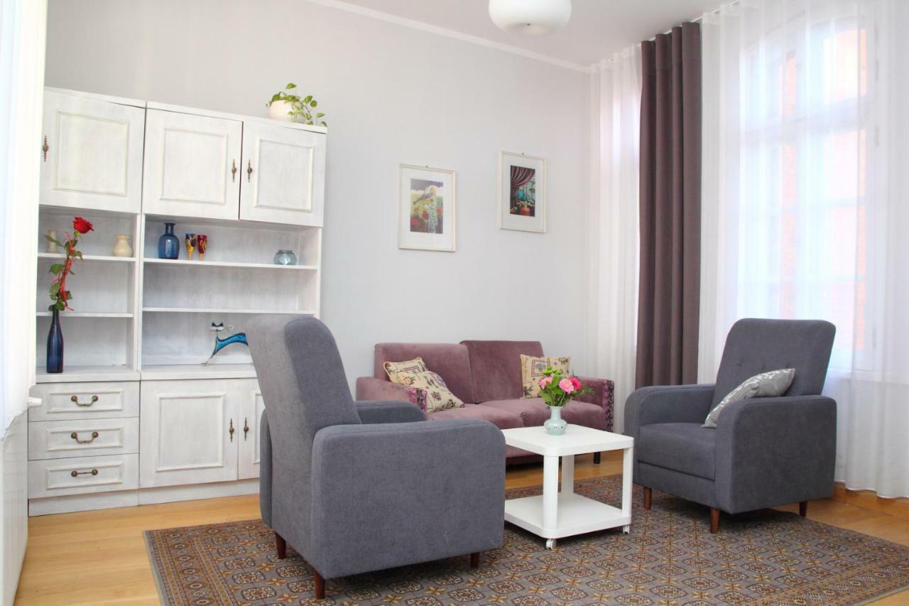 Apartament Antykwa Torun Bagian luar foto